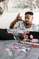game crypto QH88